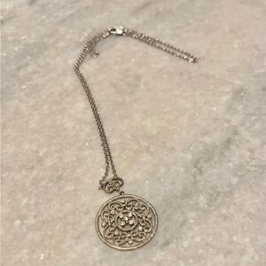 Leslie Greene gorgeous designer diamond &solid sterling silver pendant necklace.